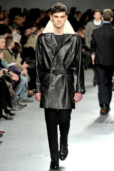 Look 33